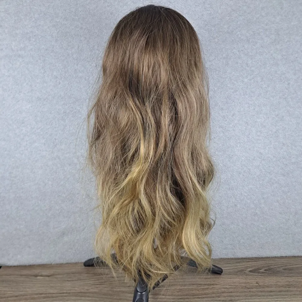 Wig Brown Blonde Long Wavy Professional Quality Synthetic Realistic Styleable - Picture 3 of 6
